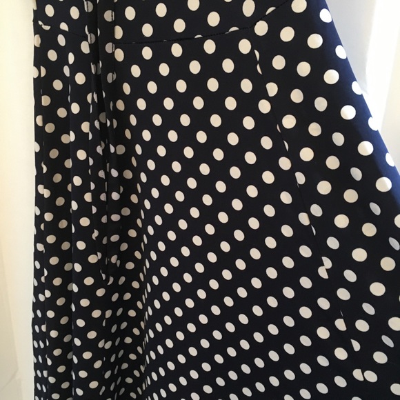 navy blue dress with white polkadots,Suzy shier - Picture 2 of 5